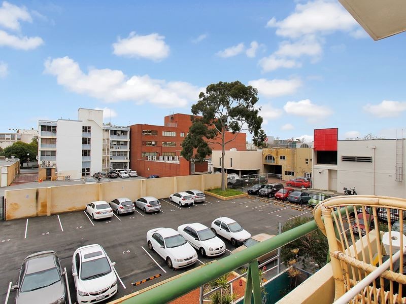 211/23 Adelaide Street, Fremantle WA 6160