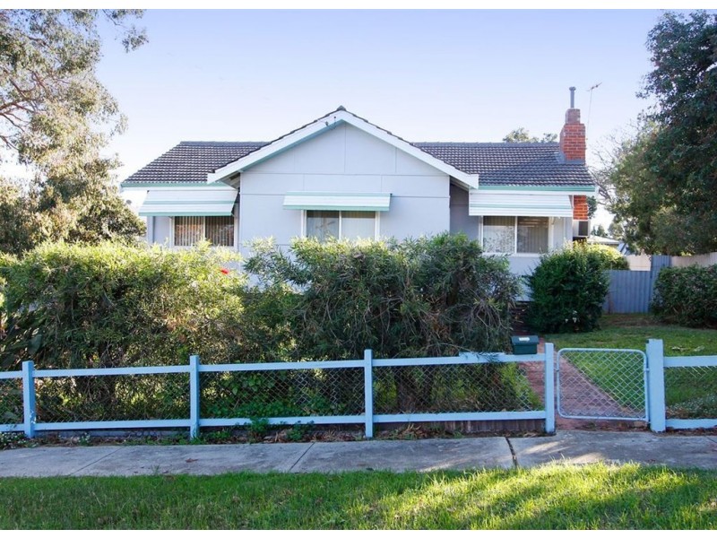 89 Paget Street, Hilton WA 6163