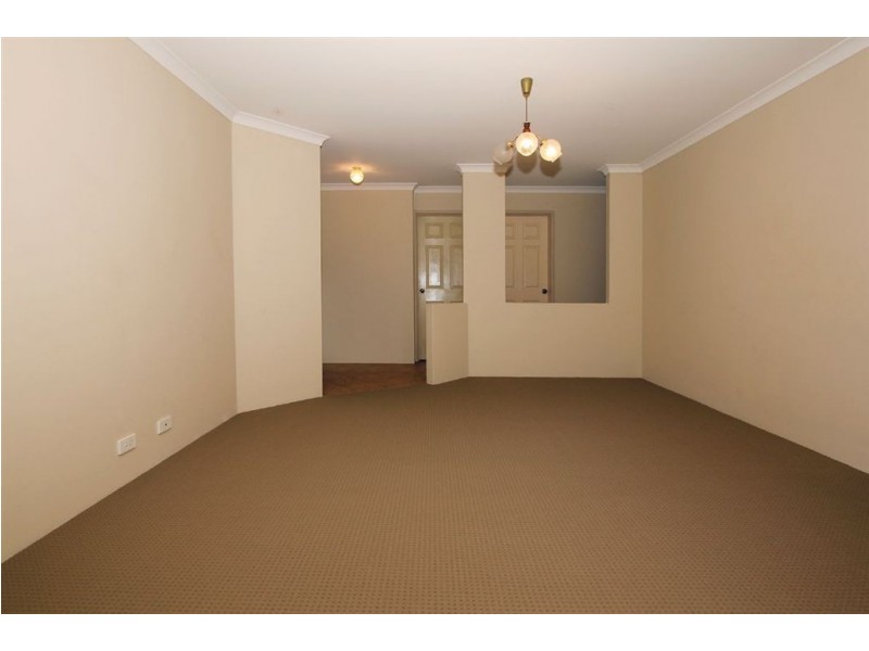11A Howson Street, Hilton WA 6163