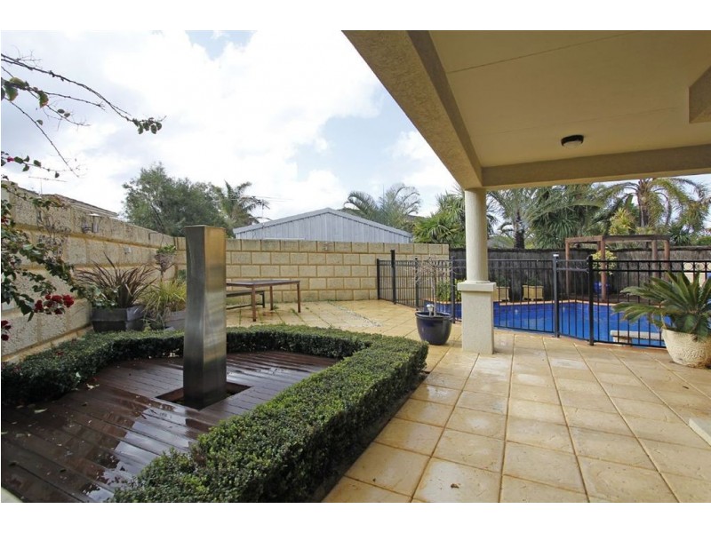 39 Amity Boulevard, Coogee WA 6166