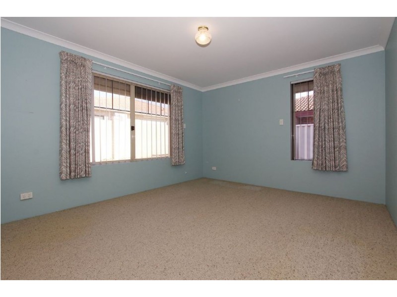 10b Lupin Way, Coogee WA 6166