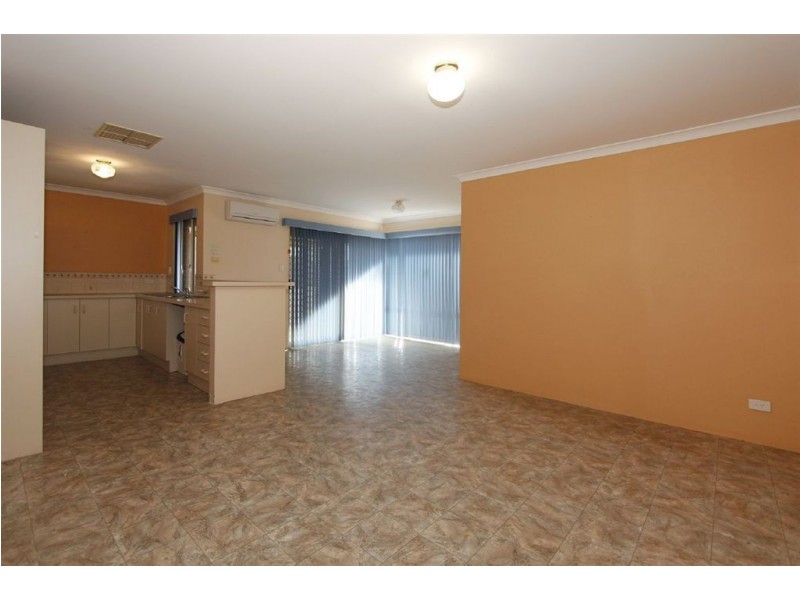 10b Lupin Way, Coogee WA 6166