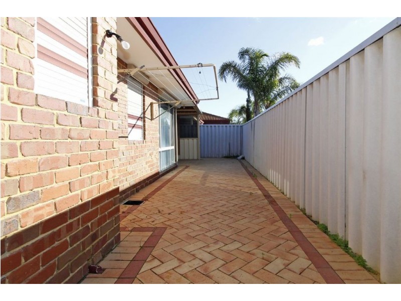 10b Lupin Way, Coogee WA 6166