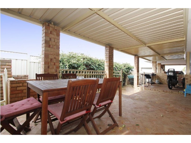 69 Amity Boulevard, Coogee WA 6166