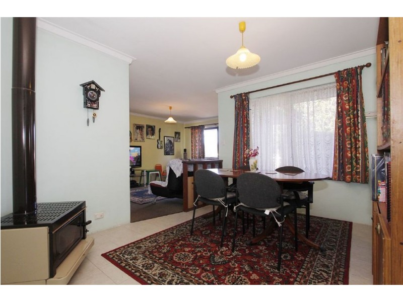 6 Manberry Way, Yangebup WA 6164