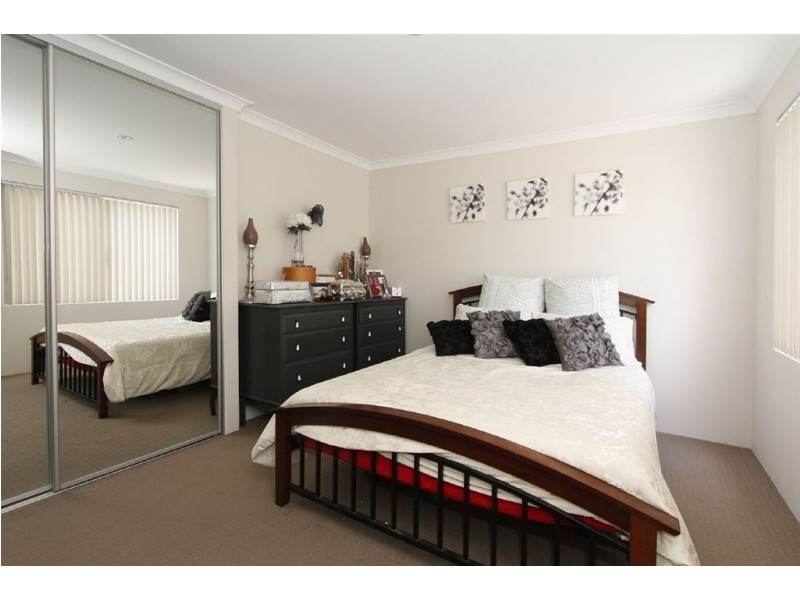 13 Magnet Close, Munster WA 6166