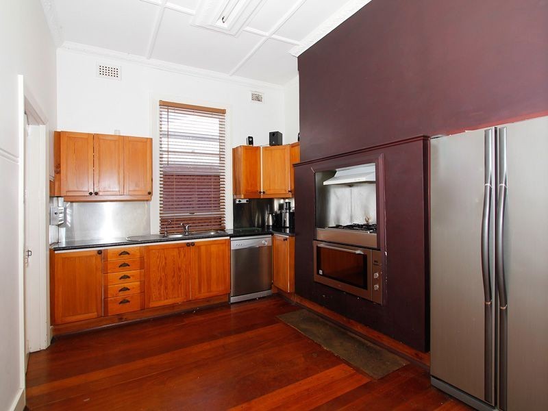 135 Edmund Street, Beaconsfield WA 6162