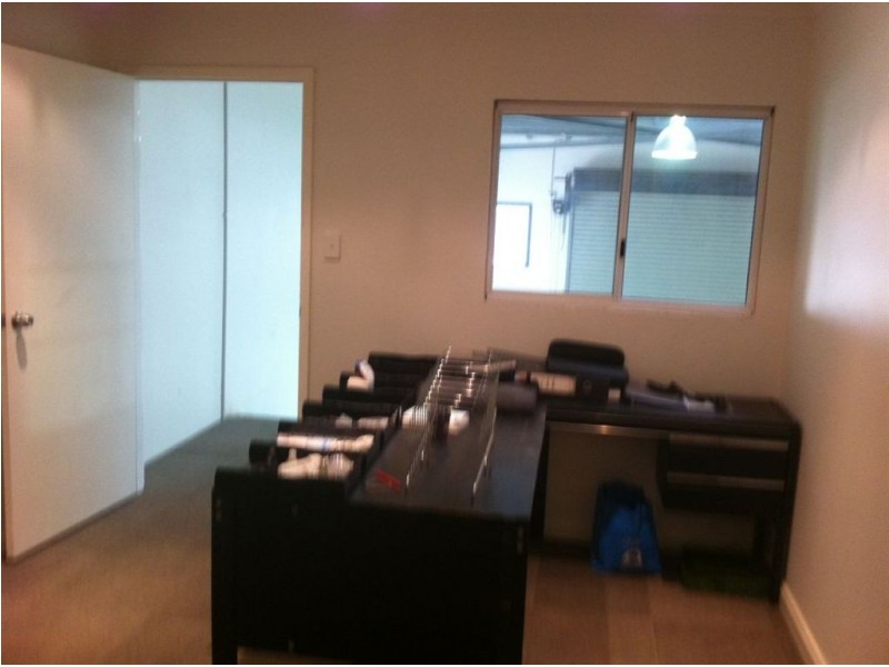 7/6 Quarimor Road, Bibra Lake WA 6163