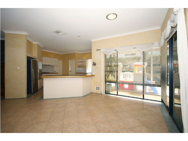 19 Richardson Road, Coogee WA 6166