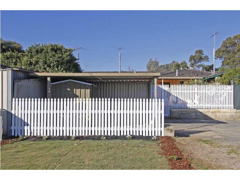 8 Harfleur Place, Hamilton Hill WA 6163