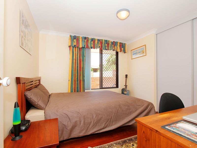14 Vlaming Rise, Coogee WA 6166