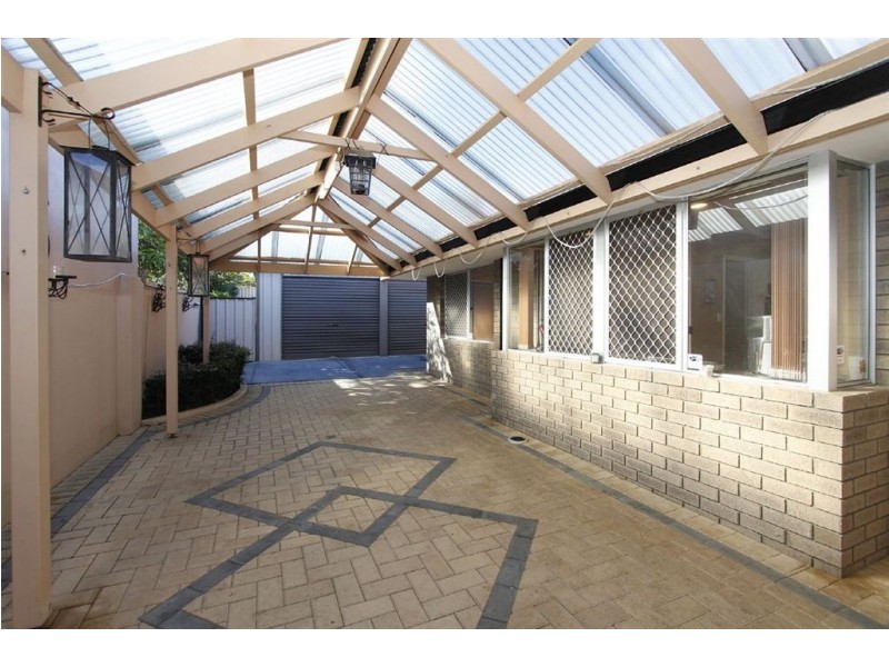 6 Michelle Place, Hamilton Hill WA 6163