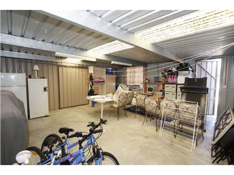 6 Michelle Place, Hamilton Hill WA 6163