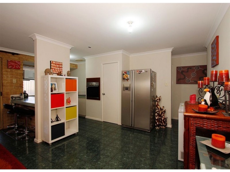 6 Dover Place, Yangebup WA 6164