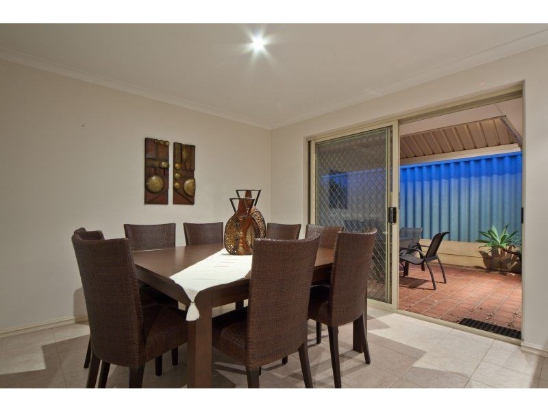 a/1 Capstone Rise, Coogee WA 6166