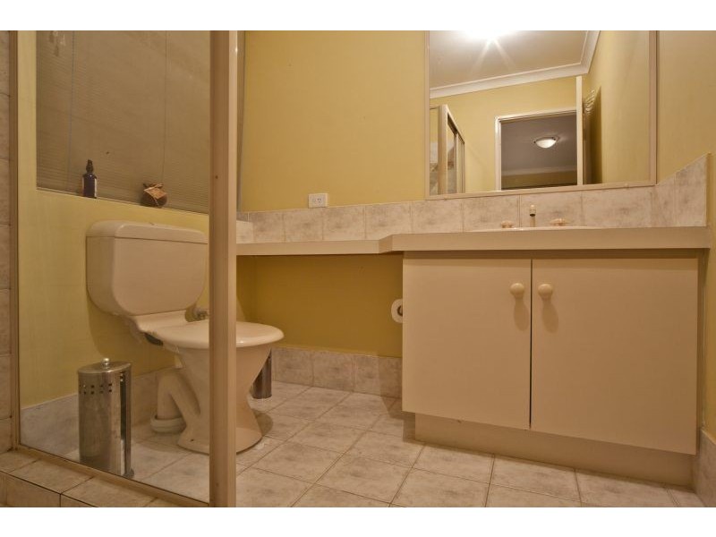 a/1 Capstone Rise, Coogee WA 6166