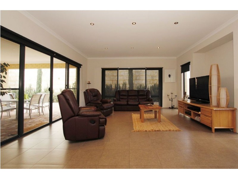 21 Seascape View, Yangebup WA 6164
