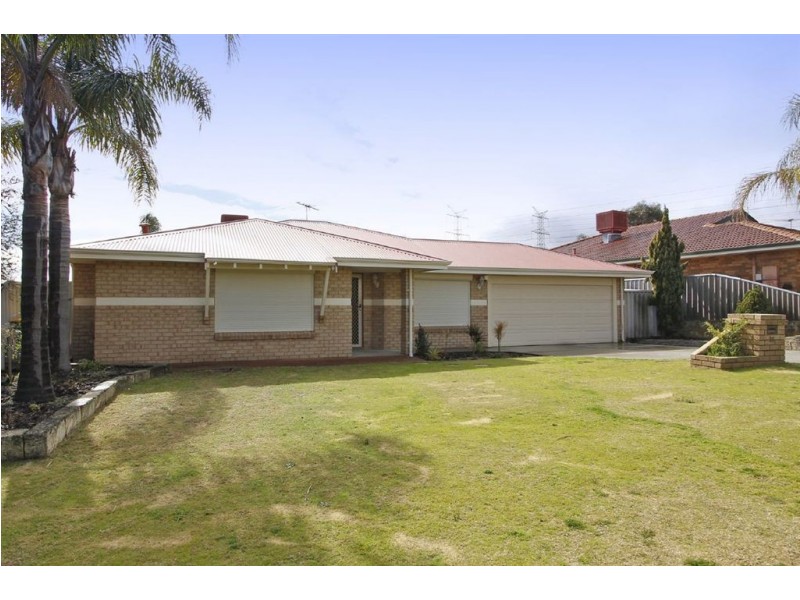 25 Marraboor Place, Success WA 6164