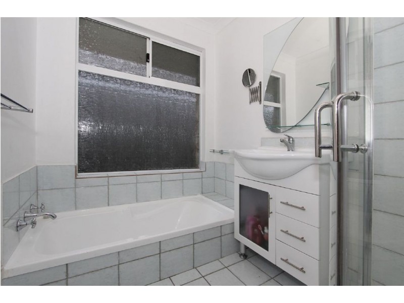 12 Baningan Avenue, Success WA 6164