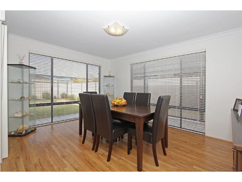 5 Giverny Gardens, Aubin Grove WA 6164