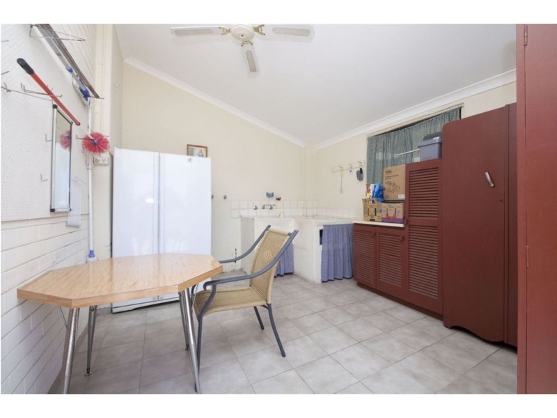 37 Birchley Road, Yangebup WA 6164