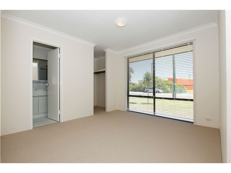 10 Hurford Street, Hamilton Hill WA 6163