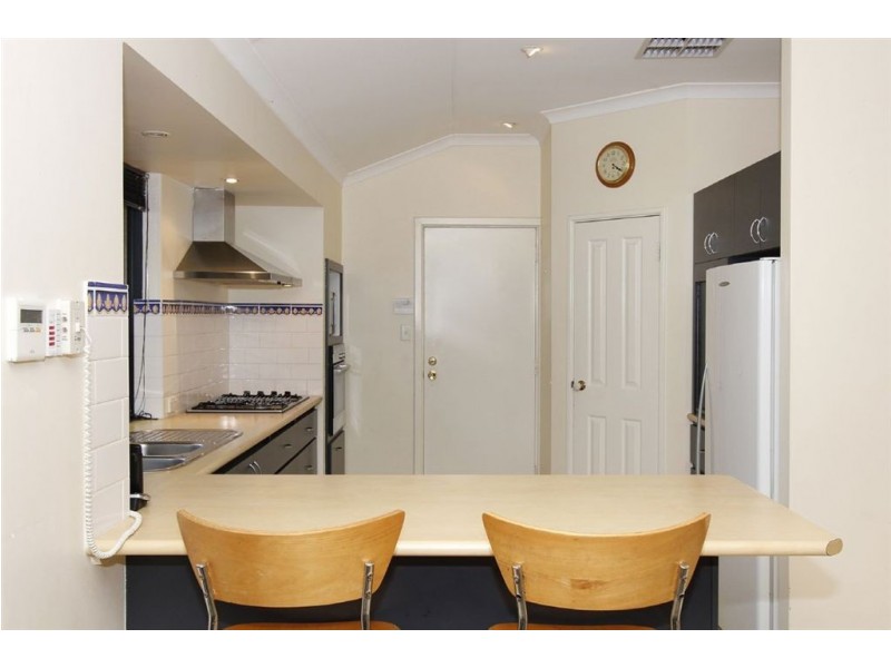 6 Calder Way, Atwell WA 6164