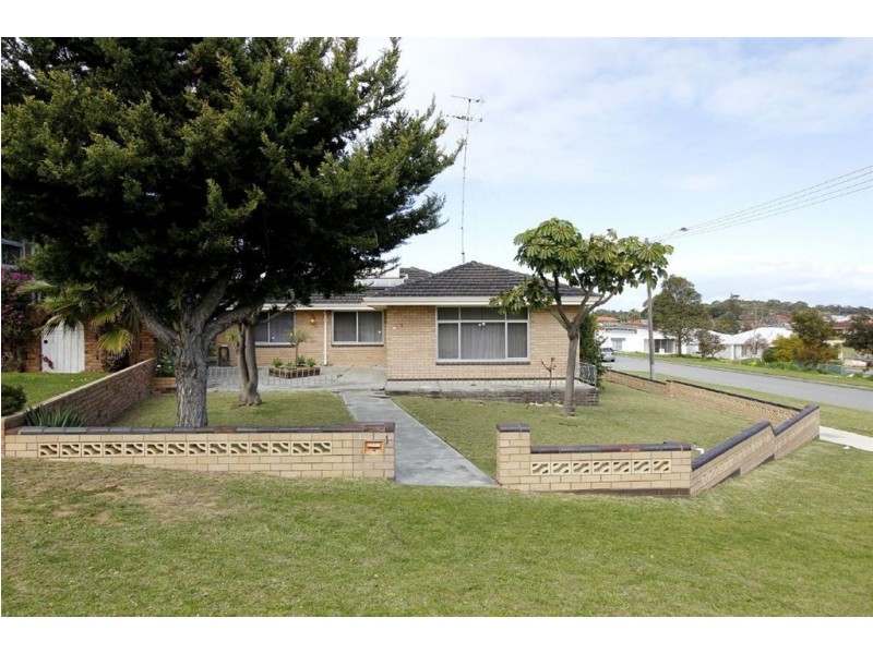 1 Dixon Street, Beaconsfield WA 6162