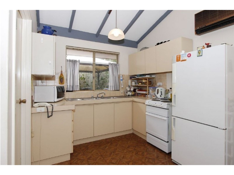 18/6 Edeline Street, Spearwood WA 6163