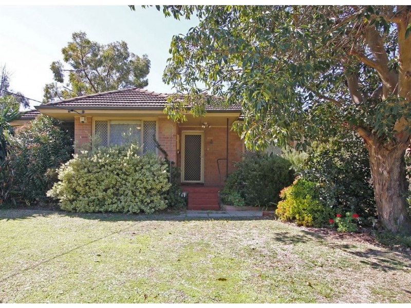 32 Dorcas Way, Coolbellup WA 6163