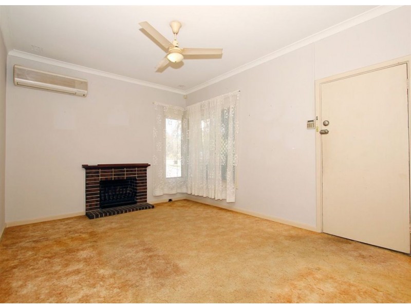 32 Dorcas Way, Coolbellup WA 6163