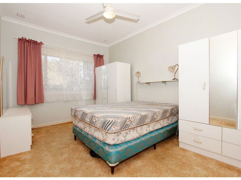 32 Dorcas Way, Coolbellup WA 6163