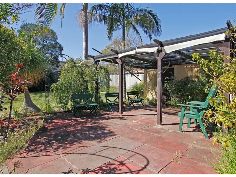 32 Dorcas Way, Coolbellup WA 6163