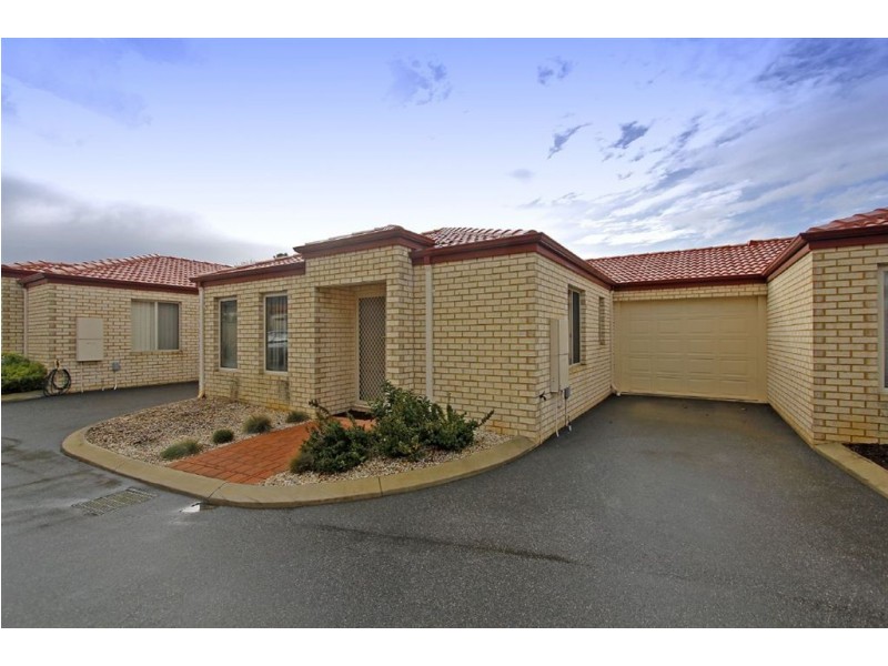 3/2 Mainsail Terrace, Yangebup WA 6164
