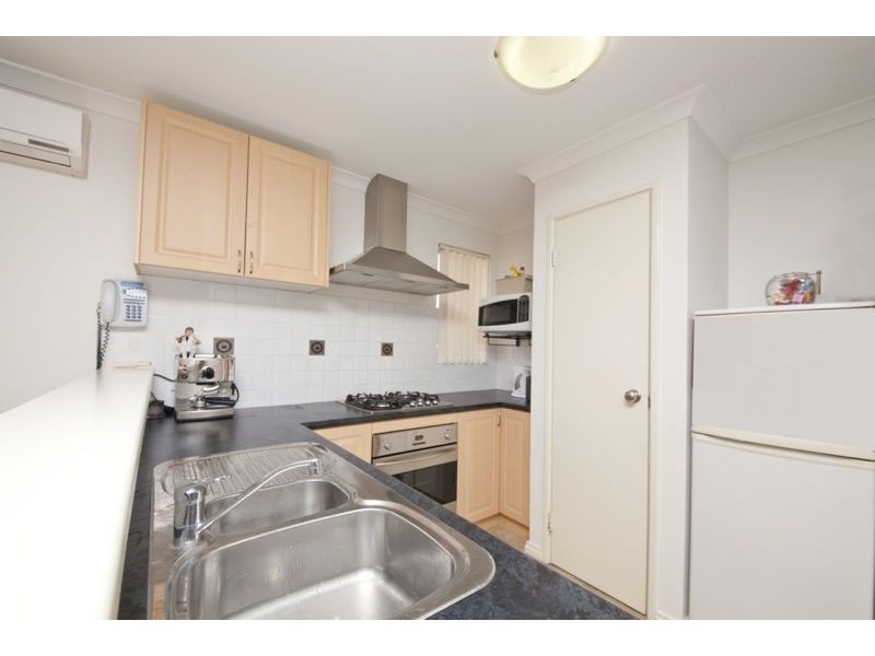 3/2 Mainsail Terrace, Yangebup WA 6164