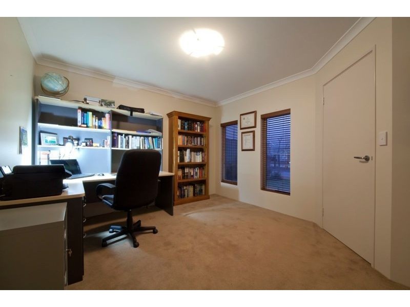 73 Cape Le Grand Avenue, Aubin Grove WA 6164