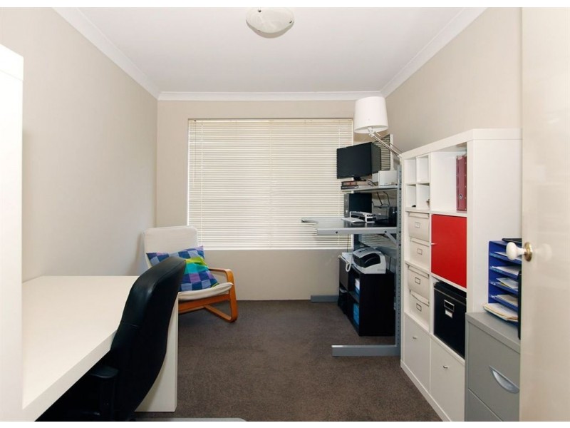 7 Bree Close, Atwell WA 6164