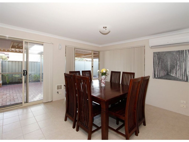 7 Bree Close, Atwell WA 6164
