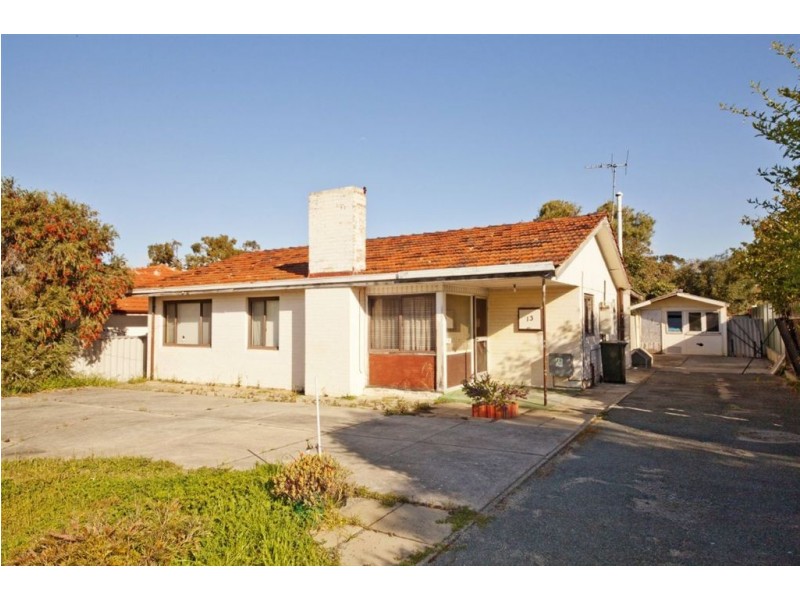 13 Dion Place, Coolbellup WA 6163