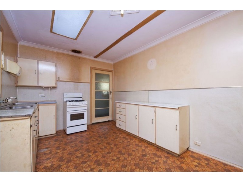 13 Dion Place, Coolbellup WA 6163