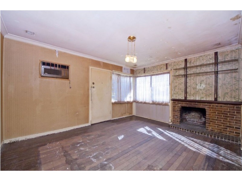 13 Dion Place, Coolbellup WA 6163