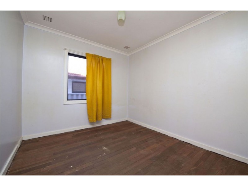 13 Dion Place, Coolbellup WA 6163