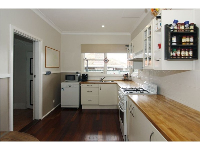 18 Caliban Way, Coolbellup WA 6163