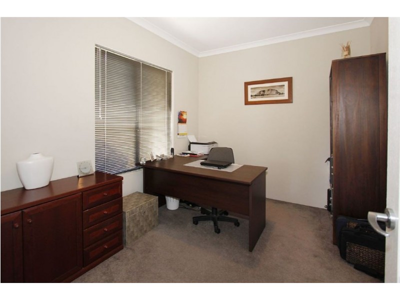 3 Orlando Avenue, Bibra Lake WA 6163