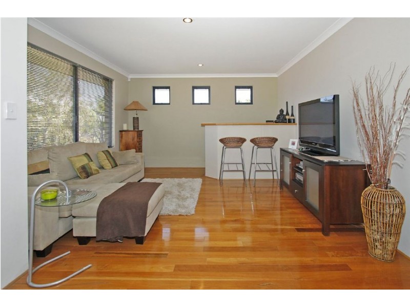 3 Orlando Avenue, Bibra Lake WA 6163