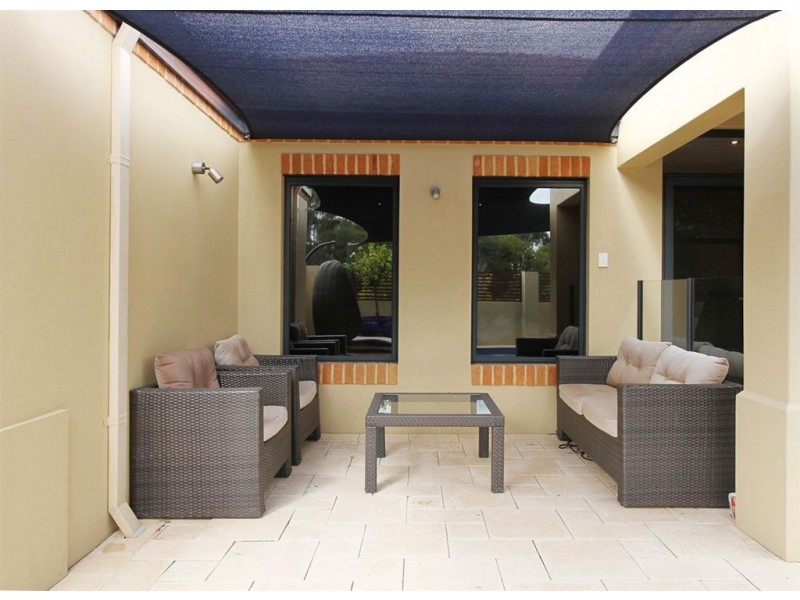18 Kurrajong Approach, Atwell WA 6164
