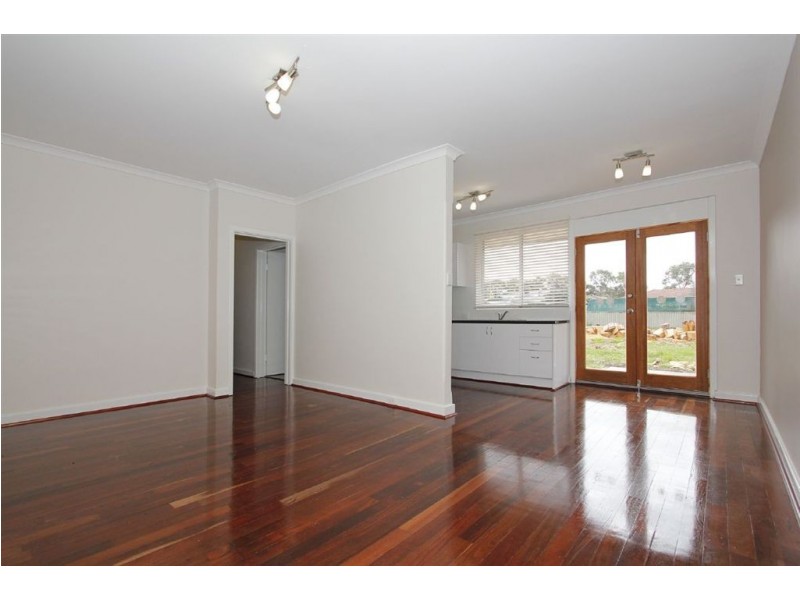 84 Edeline Street, Spearwood WA 6163