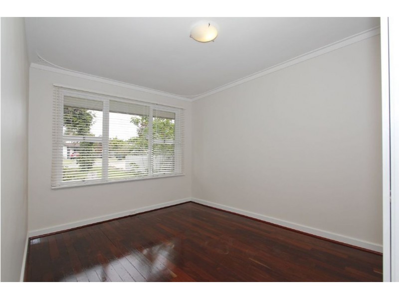 84 Edeline Street, Spearwood WA 6163