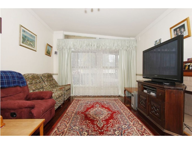 1 Edeline Street, Spearwood WA 6163