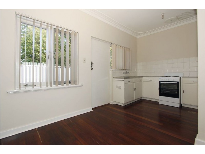 86 Holman Street, Alfred Cove WA 6154